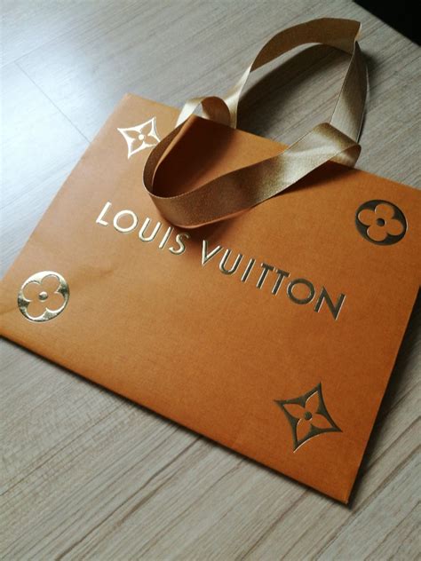 louis vuitton sustainable packaging.